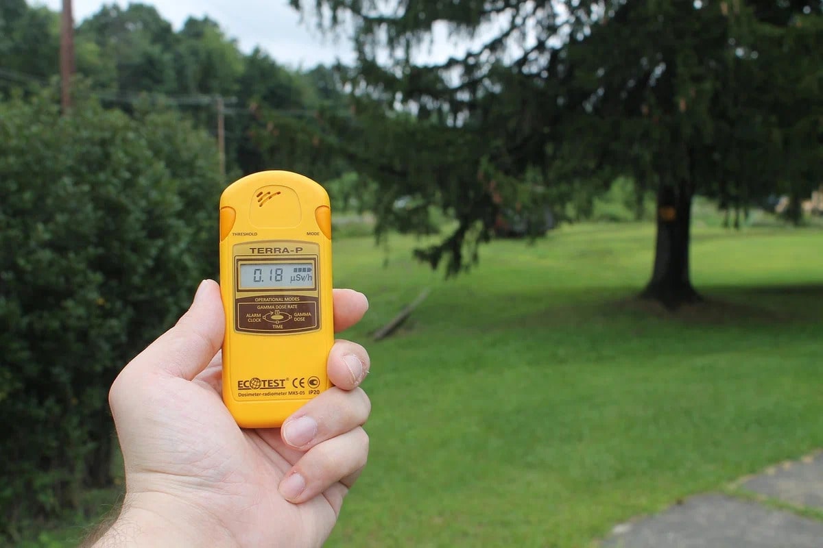 Можно ли с помощью смартфона измерить уровень радиации в квартире и провести анализ воздуха?